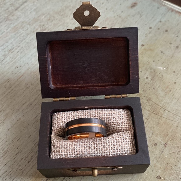 Mens wedding band